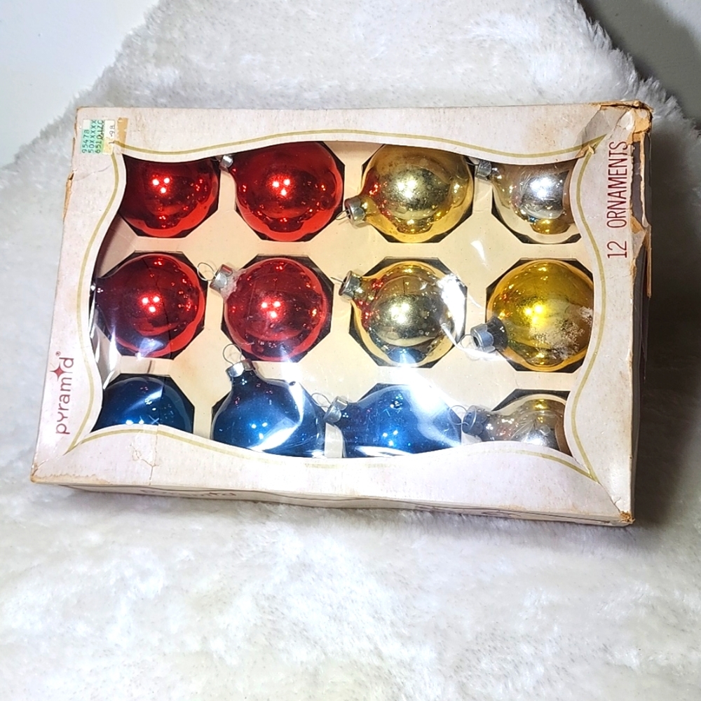 Vintage Pyramid ornaments